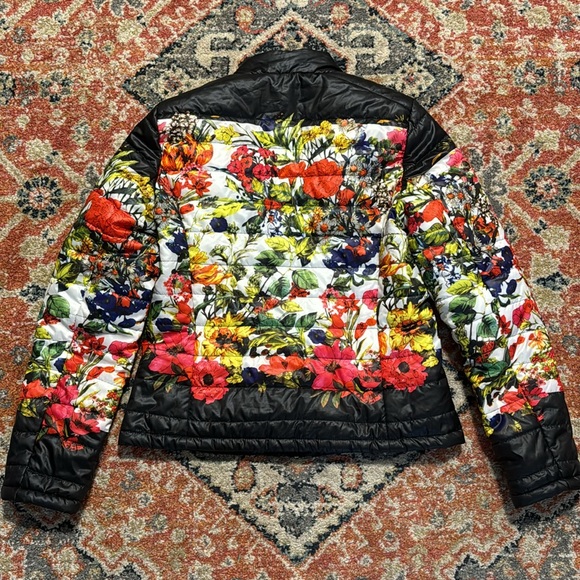 Lucy Paris puffer jacket - Picture 6 of 6